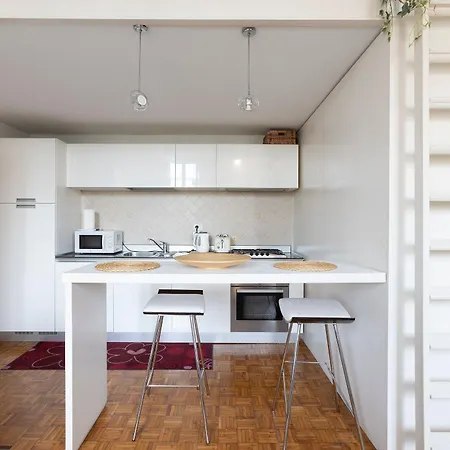 Apartament Guesthost - Comfy Flat In Piazza San Marco!