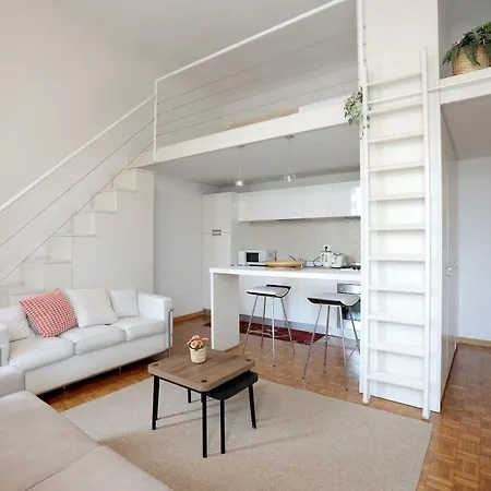 Guesthost - Comfy Flat In Piazza San Marco!