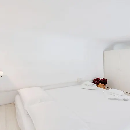 아파트 Guesthost - Piazza San Marco Flat 피렌체