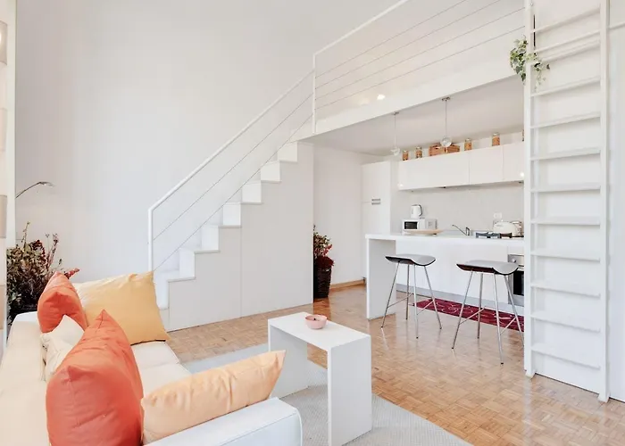 Guesthost - Piazza San Marco Flat Apartment Florenz